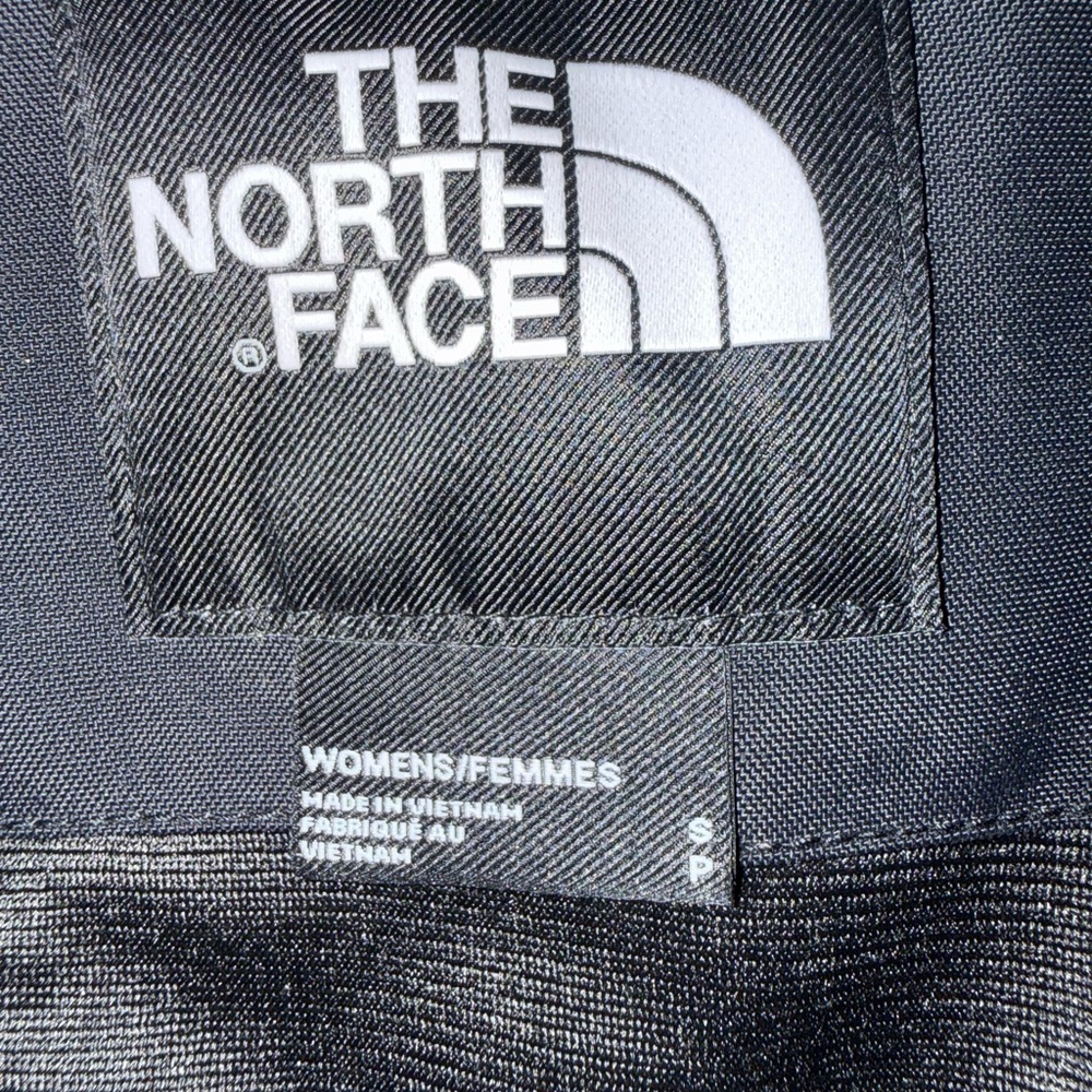 The North Face Women’s Black, Tan, and Green Jacket - Picture 5 of 5